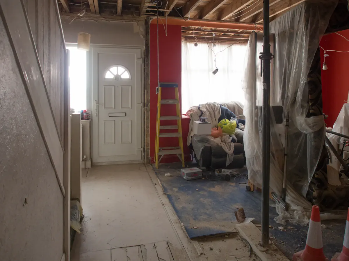 Appartement avant rénovation — Monceau Paris 8e